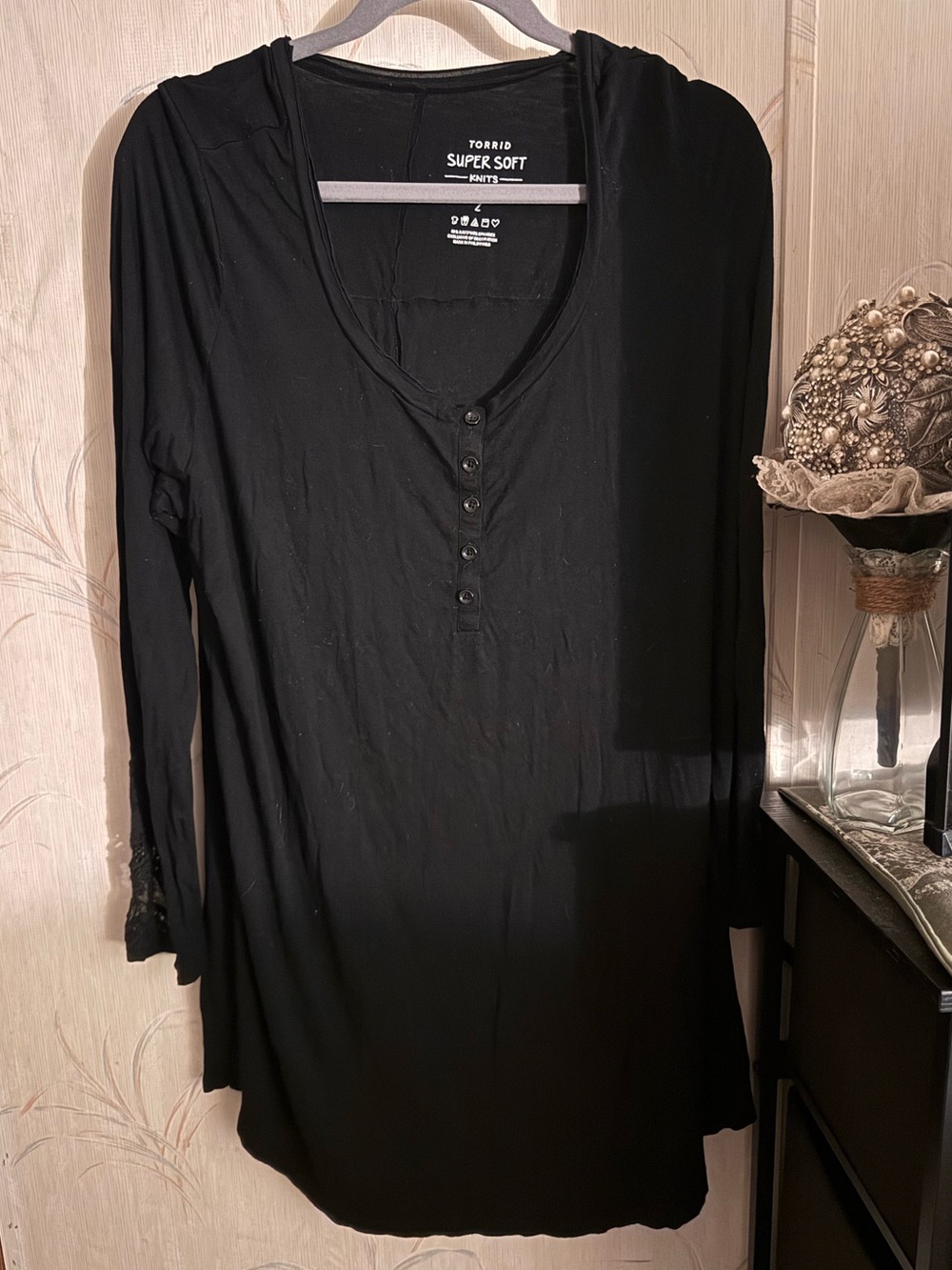 Torrid Long Sleeve with Lace Accent Tunic Top